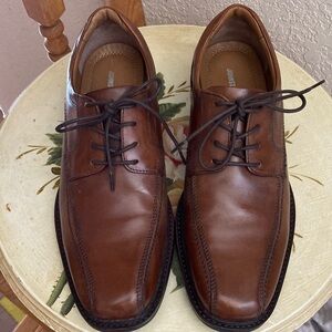 Johnston & Murphy Leather Dress Shoes 9.5 M, Dark Tan